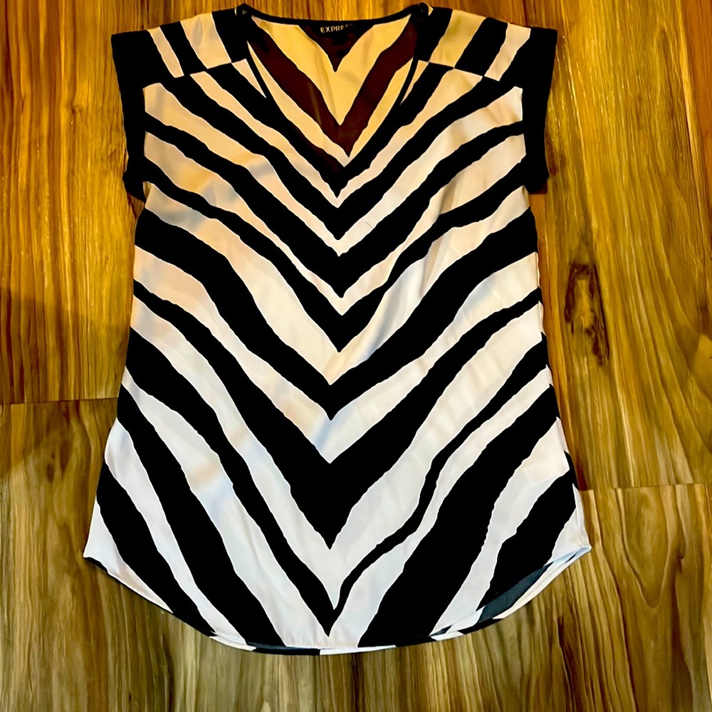 Express zebra print shirt